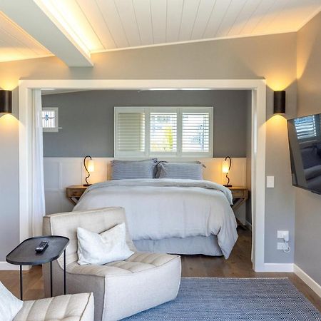 Smiths Cottage - Stay Waiheke Oneroa Eksteriør billede