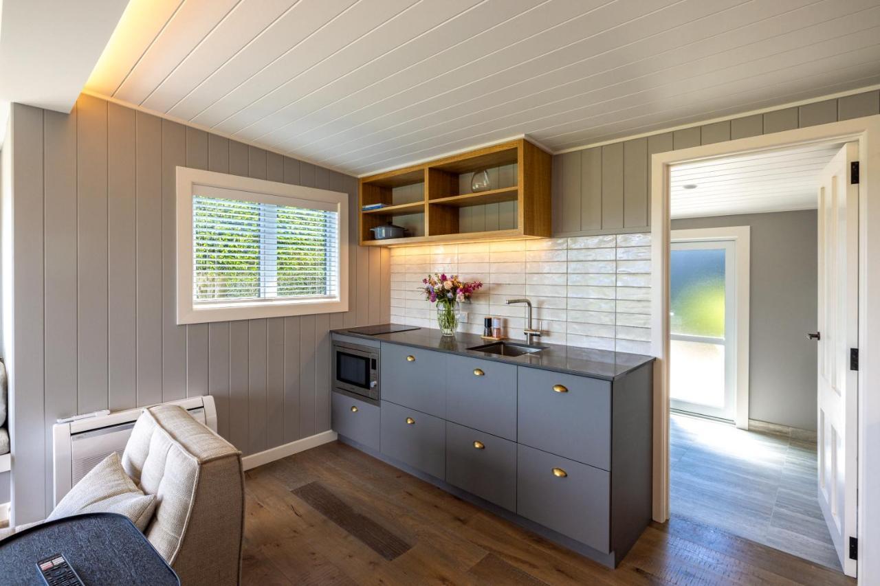 Smiths Cottage - Stay Waiheke Oneroa Eksteriør billede